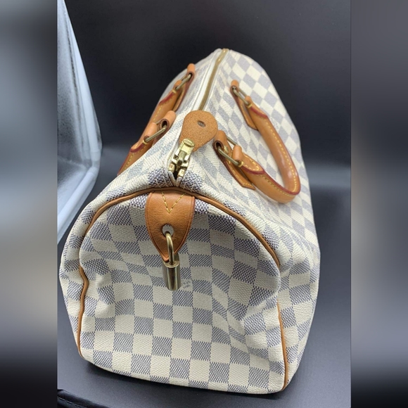 Pre-loved authentic LV speedy azur size25 - Picture 2 of 13